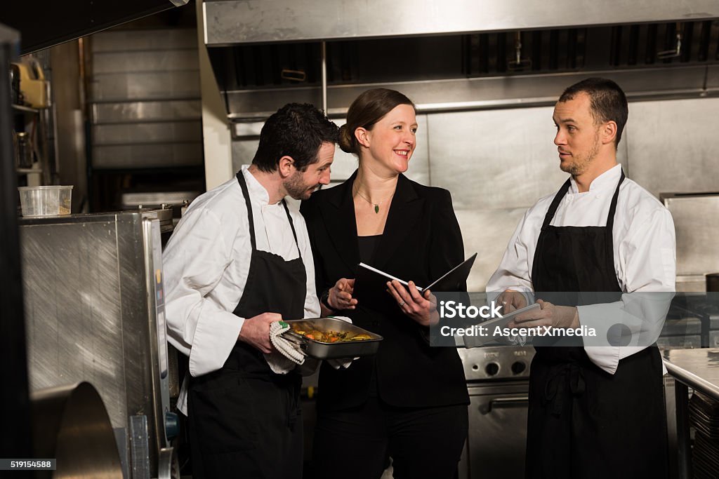 Πρωτοεμφανιζόμενος 4